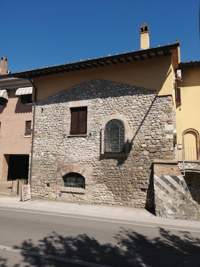 Sulle Orme Di Francesco Appartamento Blu Bastia Umbra Kültér fotó