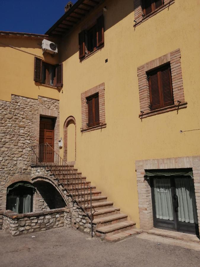 Sulle Orme Di Francesco Appartamento Blu Bastia Umbra Kültér fotó